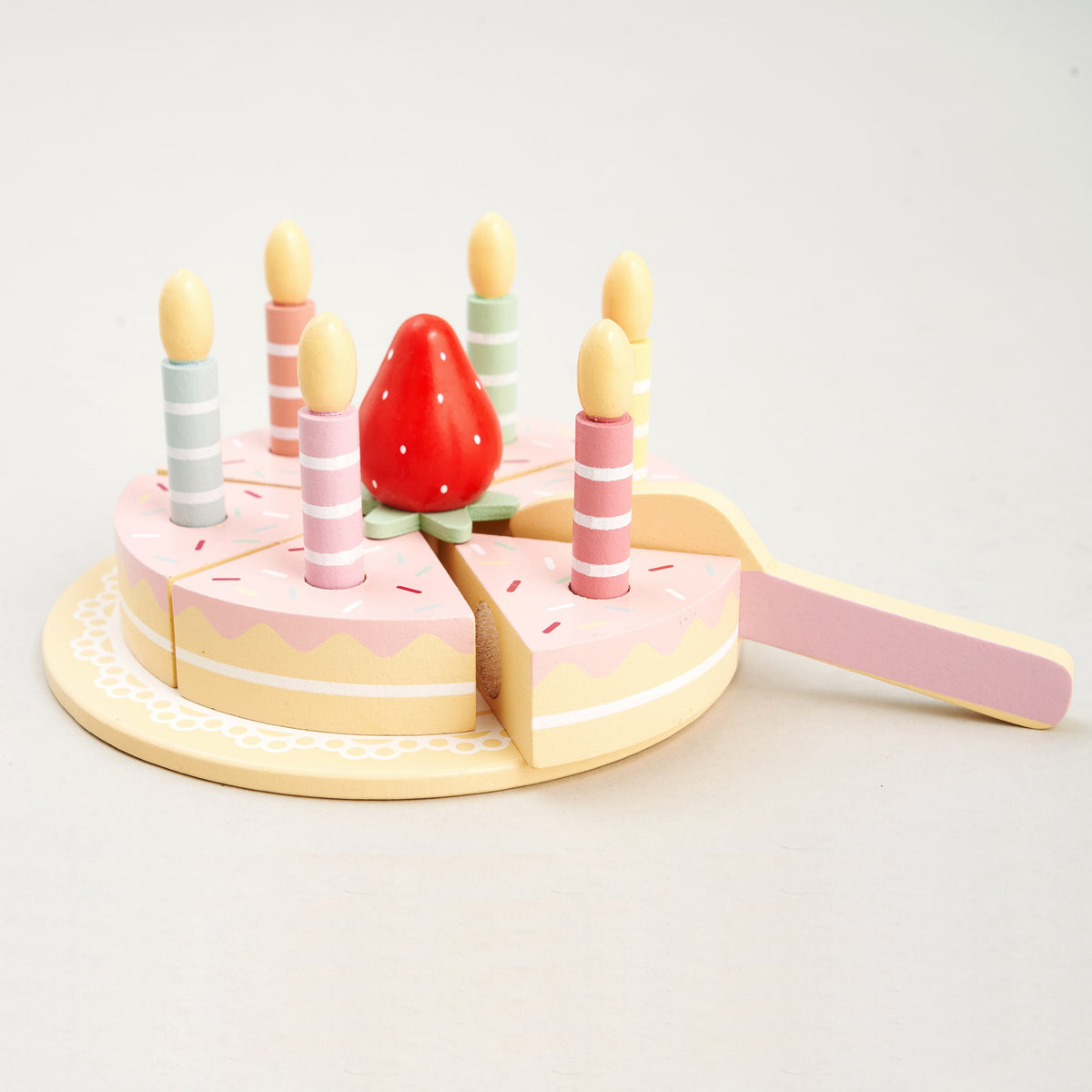 Little Baker Wooden Birthday Cake – view 5
