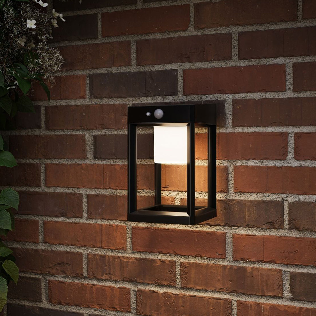 4lite Antheia Solar Wall Lantern – view 3