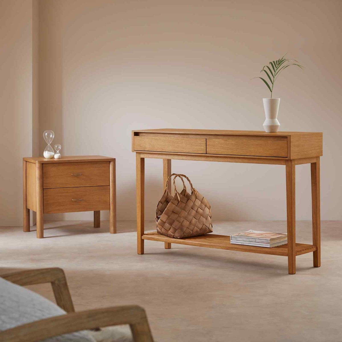 Melia Console Table with Two Drawers – view 3