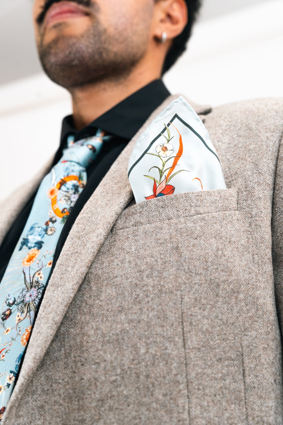 Light Blue Luxury Silk Pocket Square and tie in Gift set in box, 'Evolution' design formal wear for weddings o