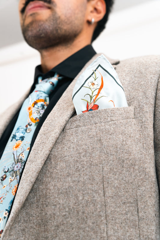 Light Blue Luxury Silk Pocket Square and tie in Gift set in box, 'Evolution' design formal wear for weddings o