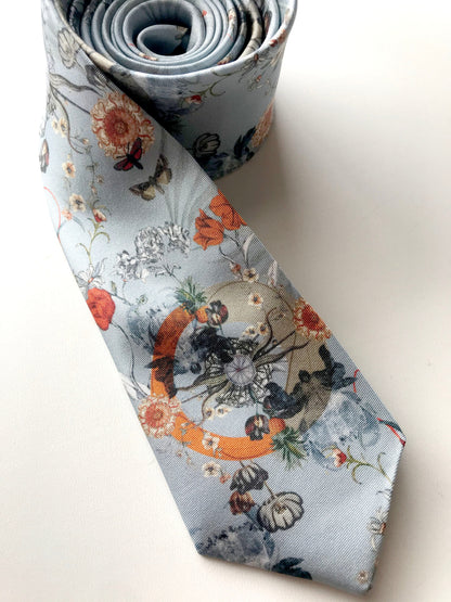 Light Blue Luxury Silk Pocket Square and tie in Gift set in box, 'Evolution' design formal wear for weddings o – view 6
