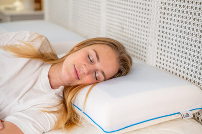 The Mayfair Cooling Gel Pillow – view 3