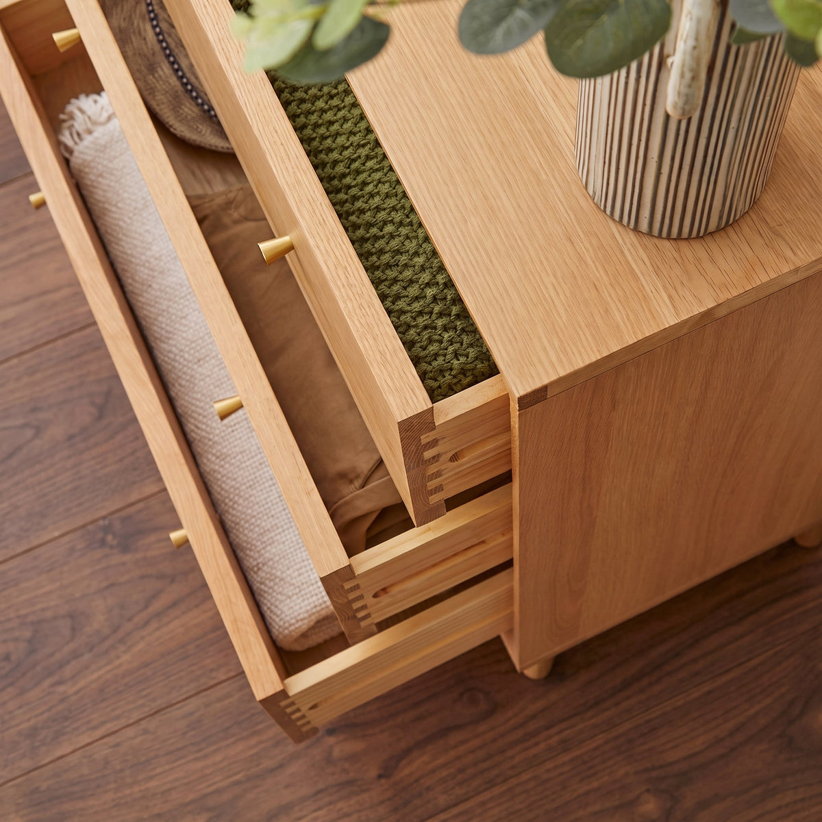 Wright Oak Chest of 3 Drawers – view 2